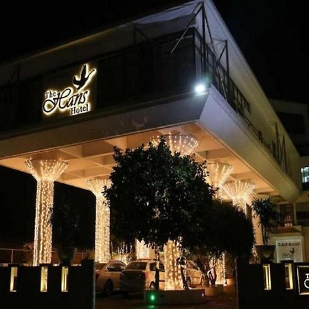 The Hans Hotel Хубли Екстериор снимка